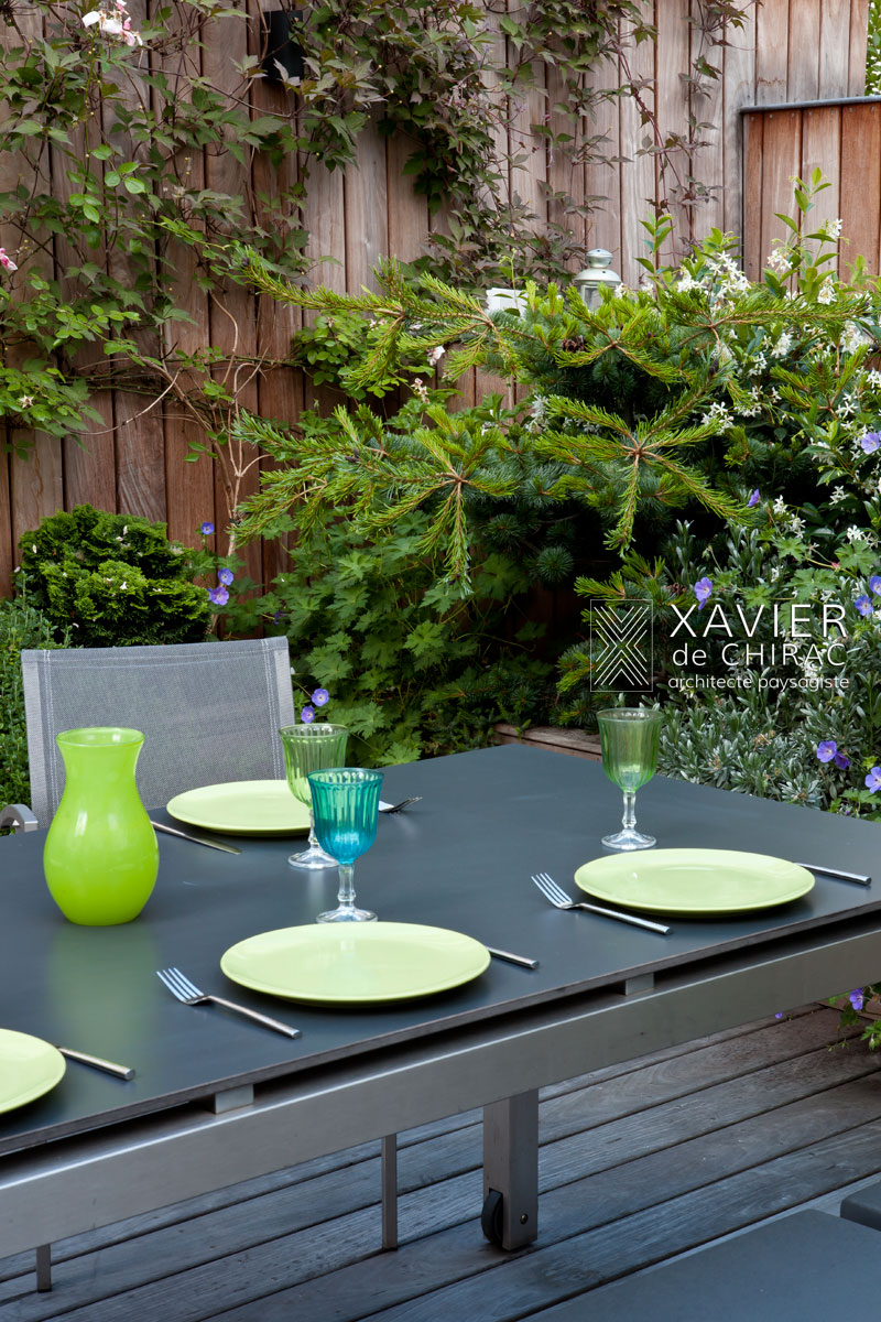 terasse en bois et cuisine